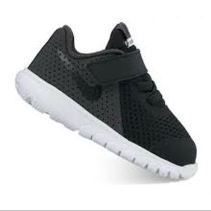 Nike Flex Experience RN5 toddler size 5
